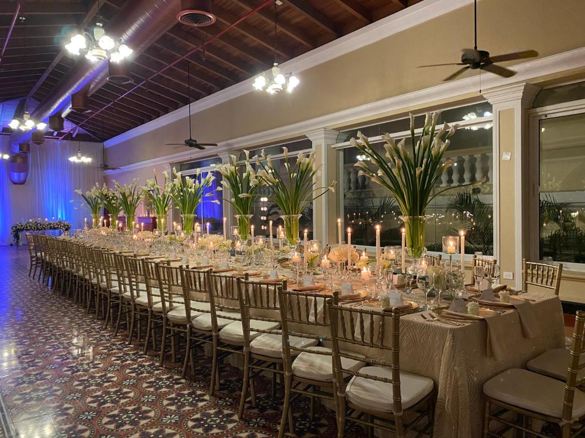 Hotel El Prado Barranquilla  Exterior foto The interior of the ballroom at the 2019 Gala Dinner