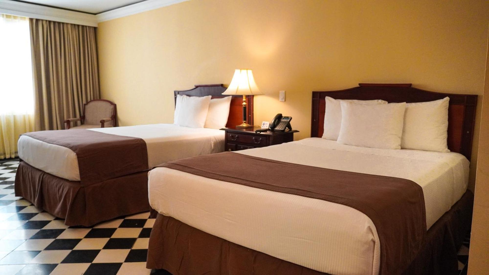 Hotel El Prado Barranquilla  Exterior foto A room at the hotel